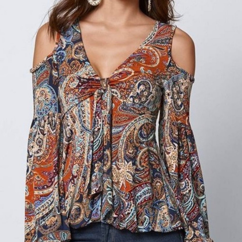 VENUS Paisley Cold Shoulder Top